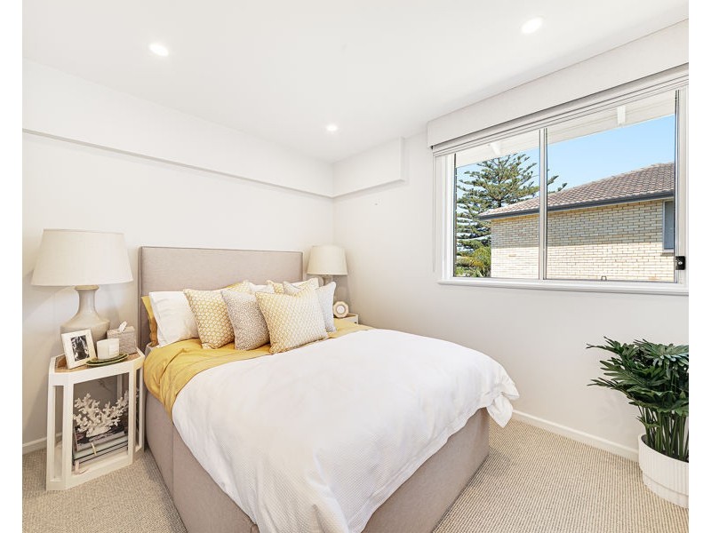92-94 Burns Bay Road, Lane Cove NSW 2066