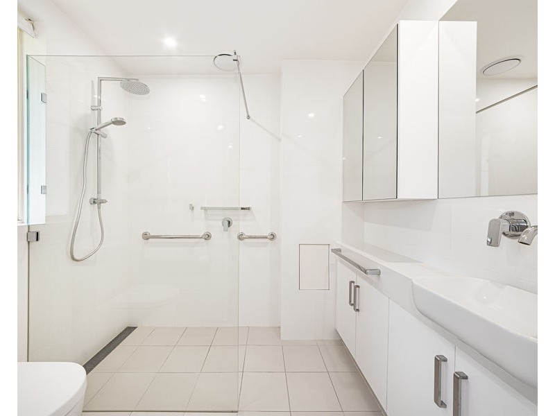 92-94 Burns Bay Road, Lane Cove NSW 2066