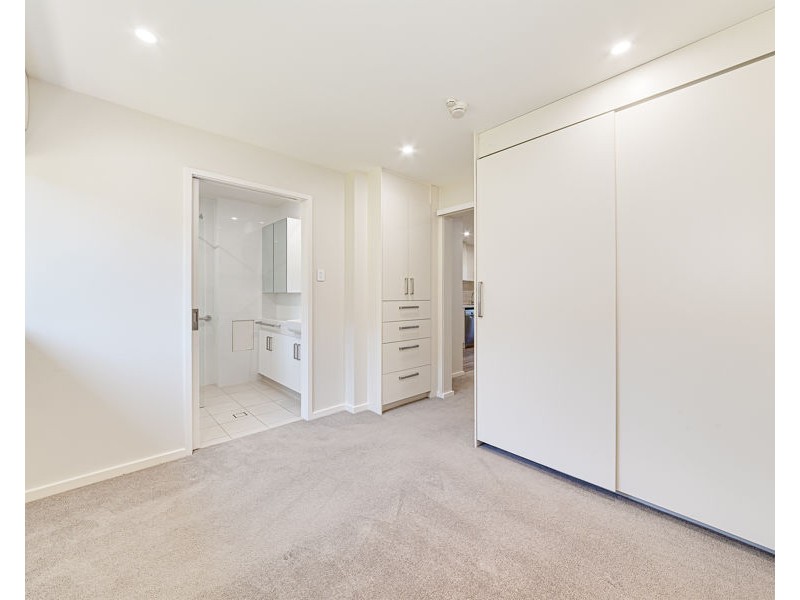 92-94 Burns Bay Road, Lane Cove NSW 2066