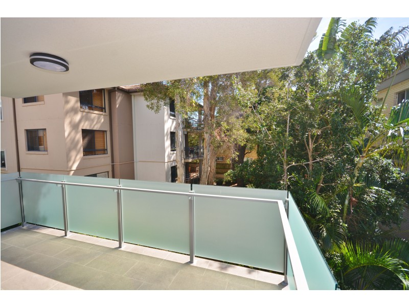 33 Loder Street, Biggera Waters QLD 4216