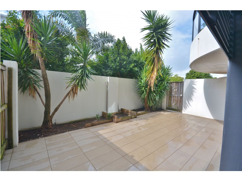 4/2 Fitzroy Street, Cleveland QLD 4163