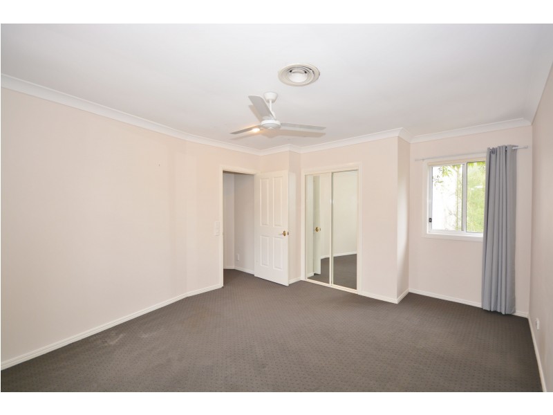 8394 Magnolia Drive East, Hope Island QLD 4212