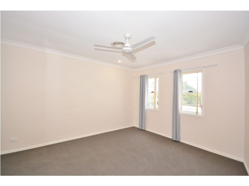 8394 Magnolia Drive East, Hope Island QLD 4212