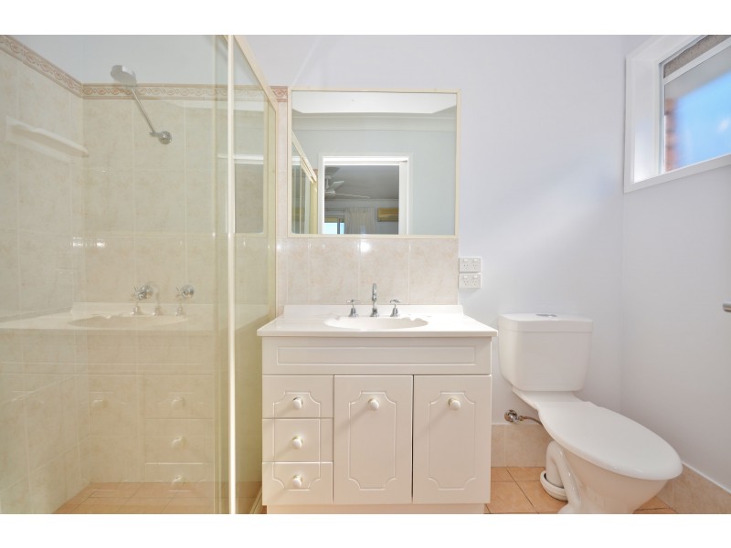 9 Coachwood Court, Burleigh Waters QLD 4220