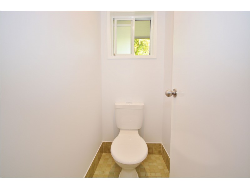 9 Coachwood Court, Burleigh Waters QLD 4220