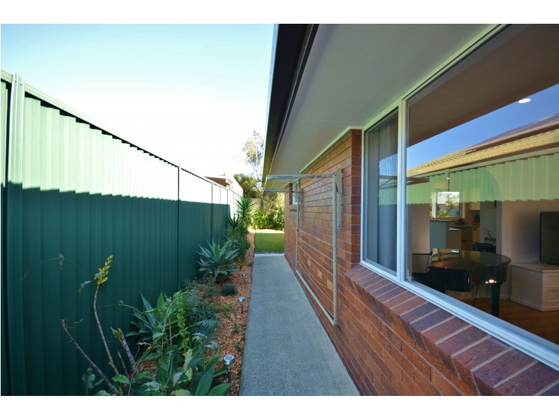 9 Coachwood Court, Burleigh Waters QLD 4220