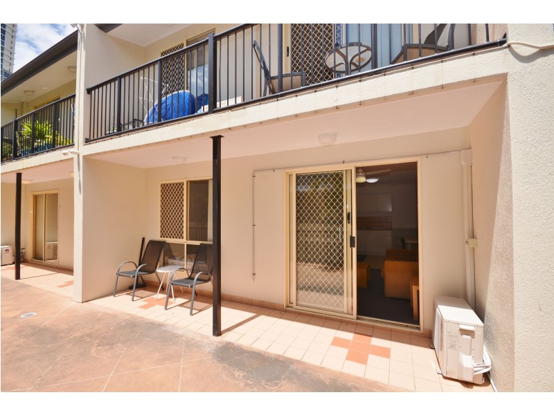 2/63 Queen Street, Southport QLD 4215