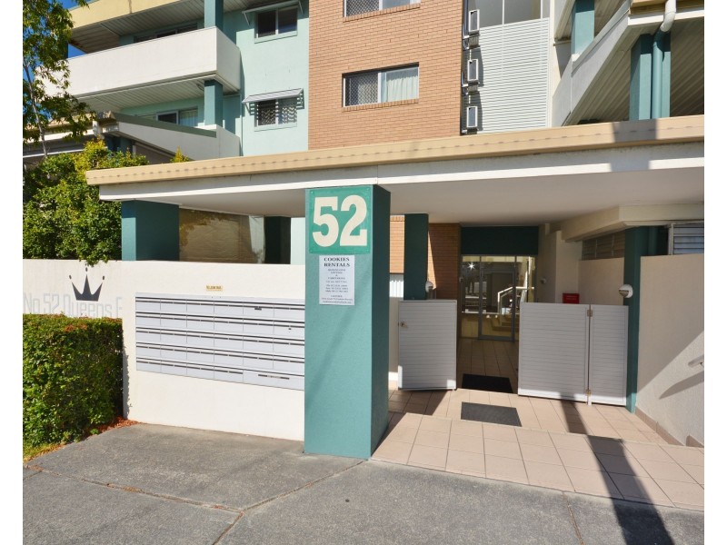 6/52-58 Queen Street, Southport QLD 4215