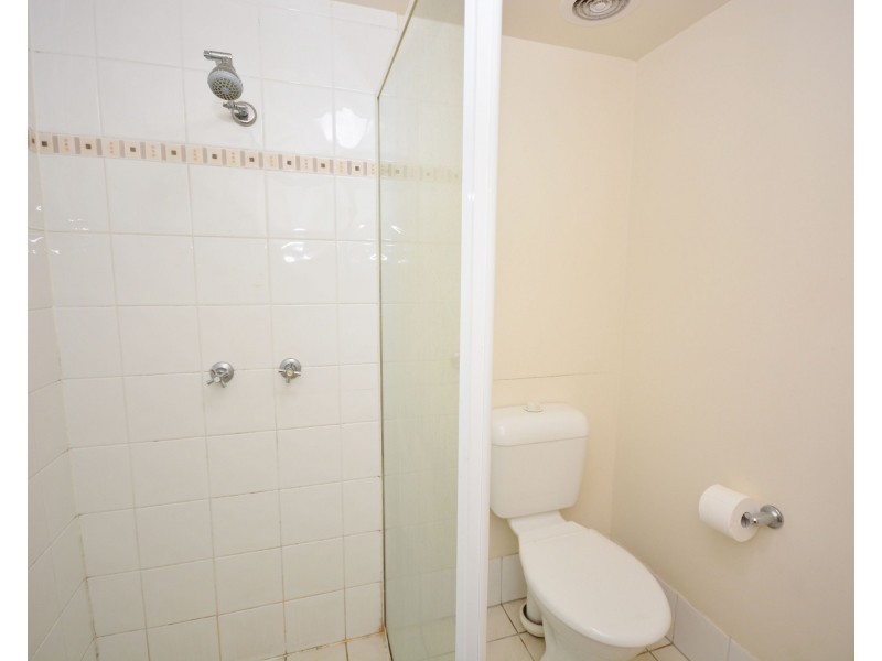 6/52-58 Queen Street, Southport QLD 4215