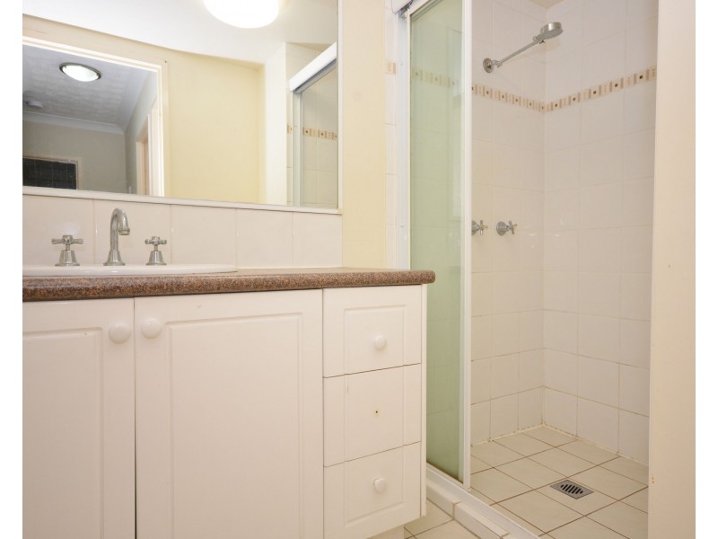 6/52-58 Queen Street, Southport QLD 4215