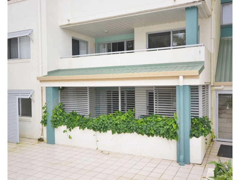 6/52-58 Queen Street, Southport QLD 4215