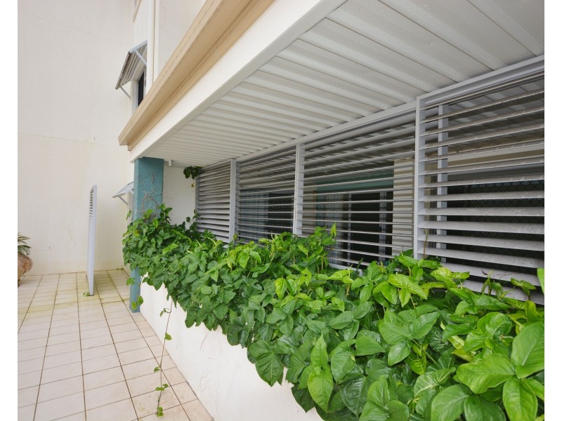 6/52-58 Queen Street, Southport QLD 4215