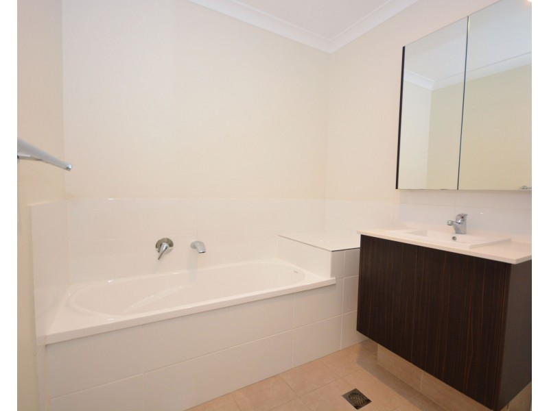 48/370 Gainsborough Drive, Pimpama QLD 4209