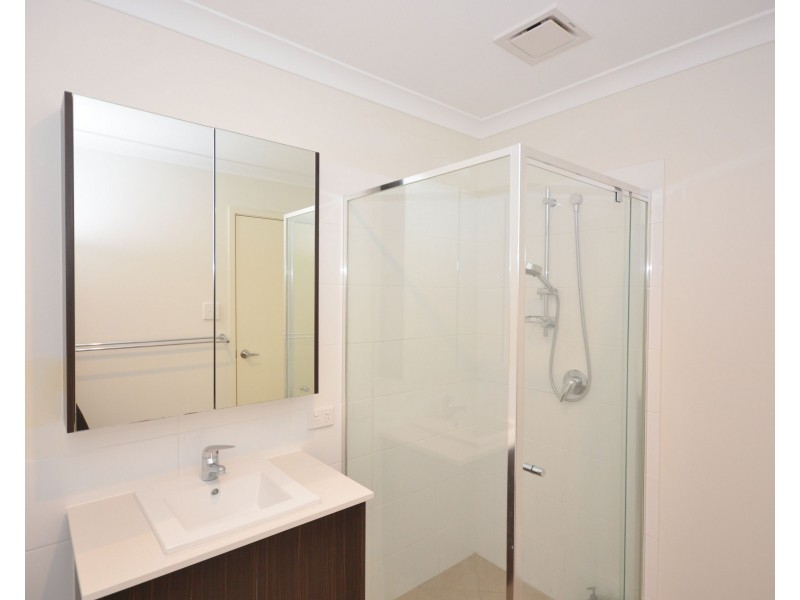 48/370 Gainsborough Drive, Pimpama QLD 4209