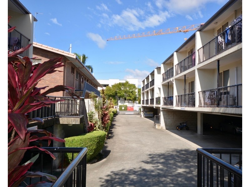 12/63 Queen Street, Southport QLD 4215