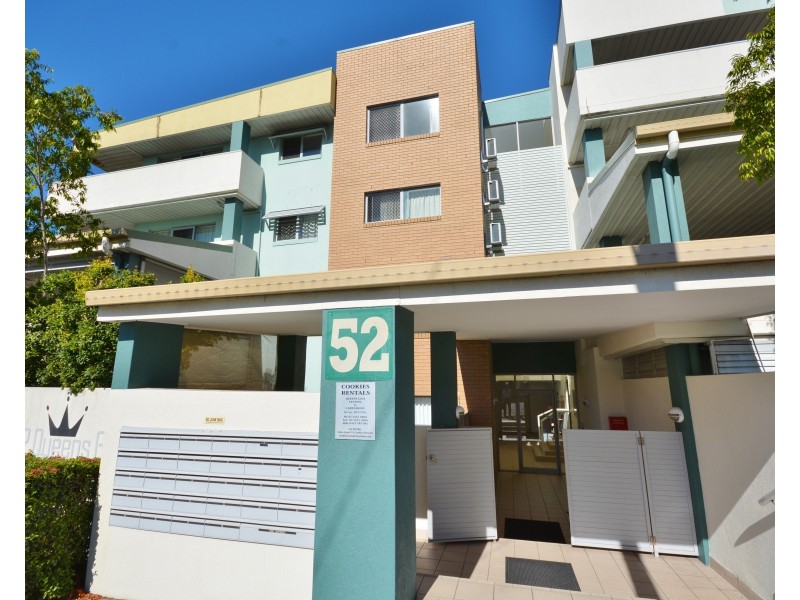 19/52-58 Queen Street, Southport QLD 4215