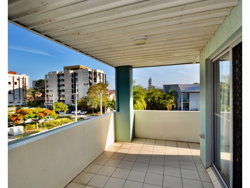 19/52-58 Queen Street, Southport QLD 4215