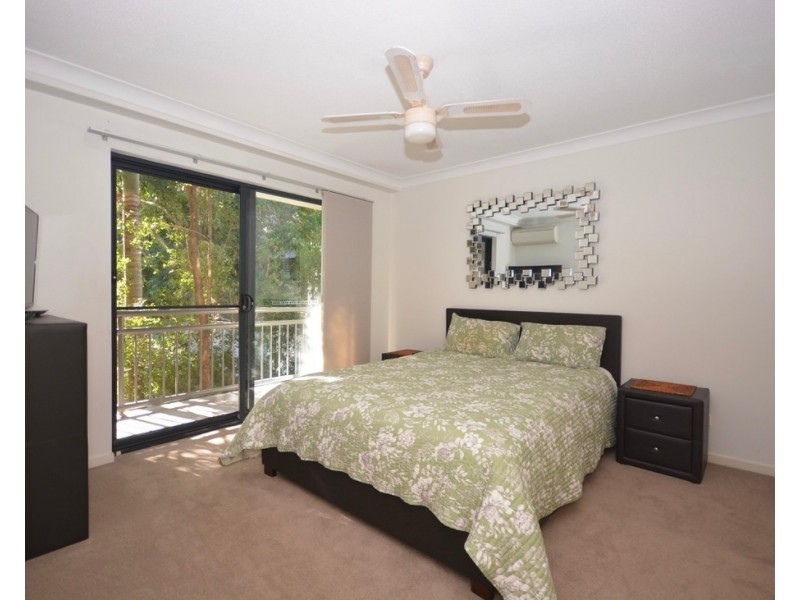 10/46-48 Lenneberg Street, Southport QLD 4215