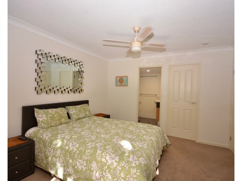 10/46-48 Lenneberg Street, Southport QLD 4215