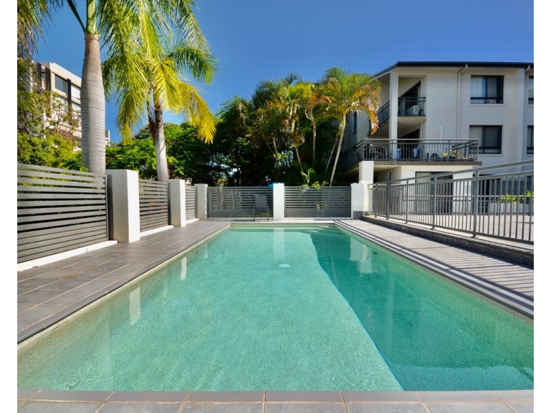 10/46-48 Lenneberg Street, Southport QLD 4215