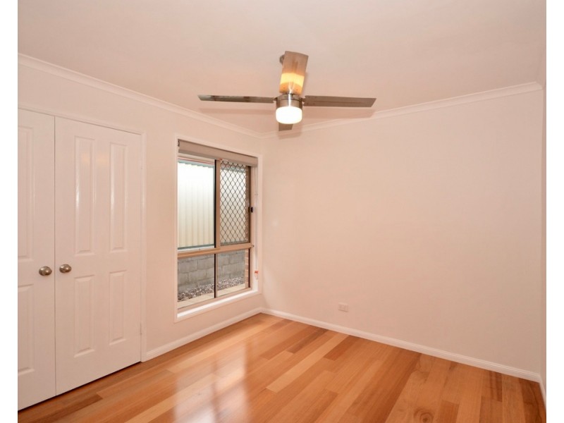 2 Gosford Court, Helensvale QLD 4212