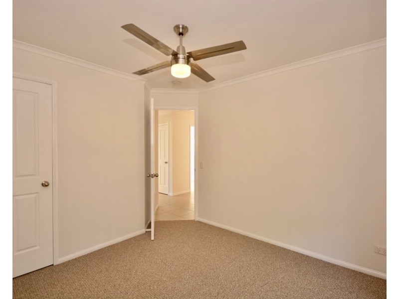 2 Gosford Court, Helensvale QLD 4212