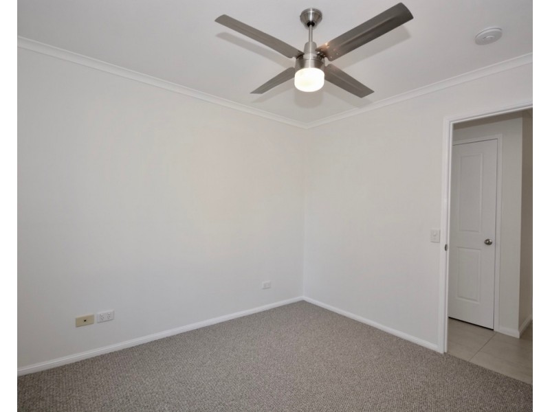 2 Gosford Court, Helensvale QLD 4212