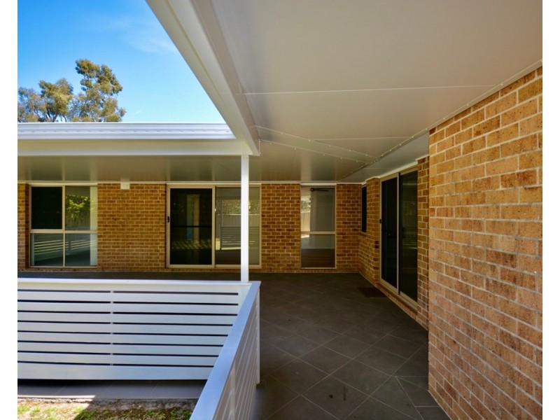 2 Gosford Court, Helensvale QLD 4212