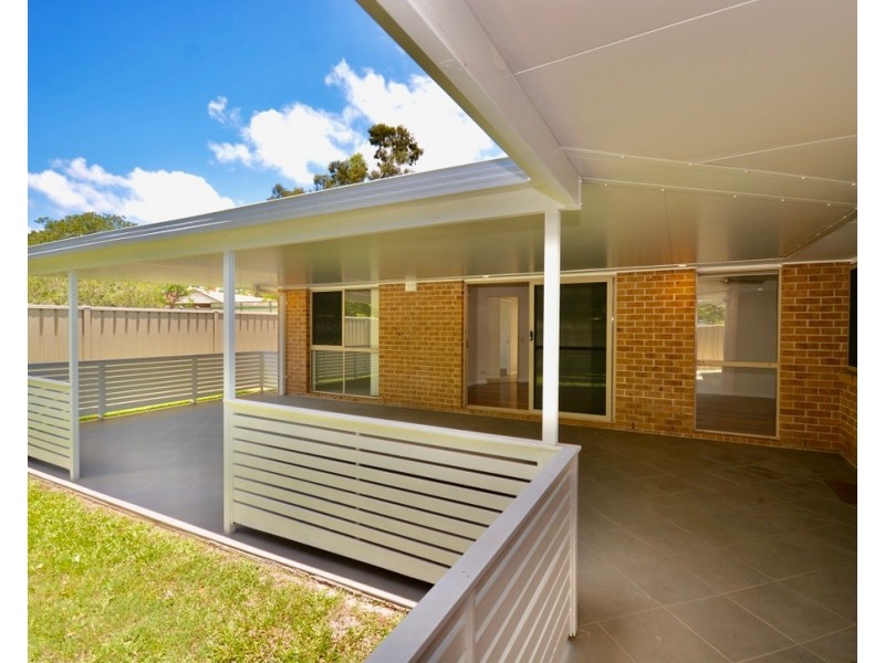 2 Gosford Court, Helensvale QLD 4212