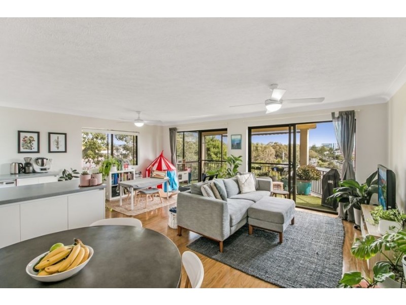 3/17 Rutledge Street, Coolangatta QLD 4225