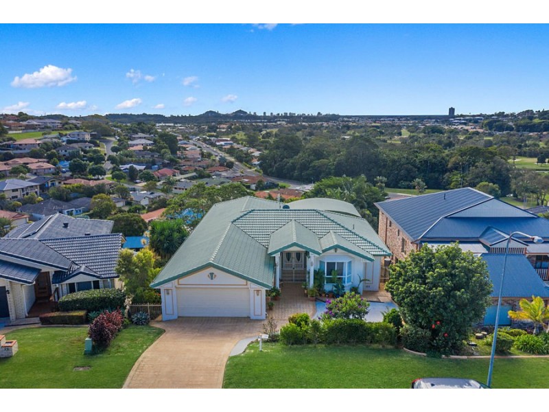 27 Tralee Drive, Banora Point NSW 2486