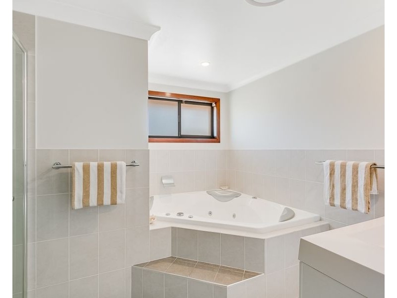 34 Jacaranda Avenue, Tweed Heads West NSW 2485