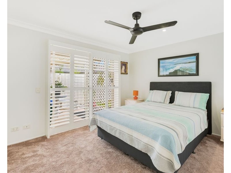 15 Triton Street, Tweed Heads South NSW 2486