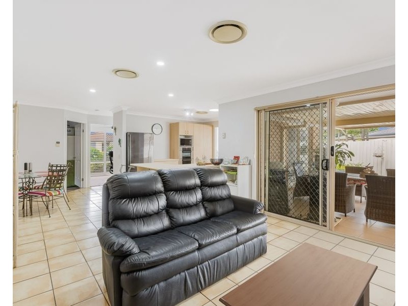15 Triton Street, Tweed Heads South NSW 2486