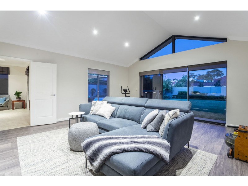 50 Adderley Street, Mount Claremont WA 6010