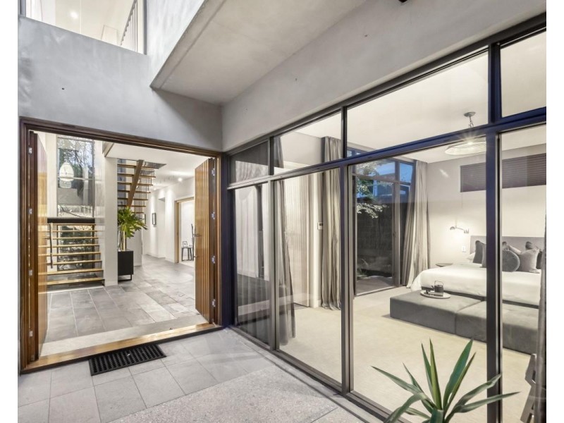 5A Agett Road, Claremont WA 6010