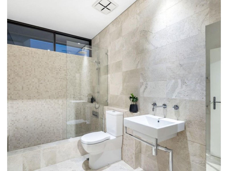 5A Agett Road, Claremont WA 6010