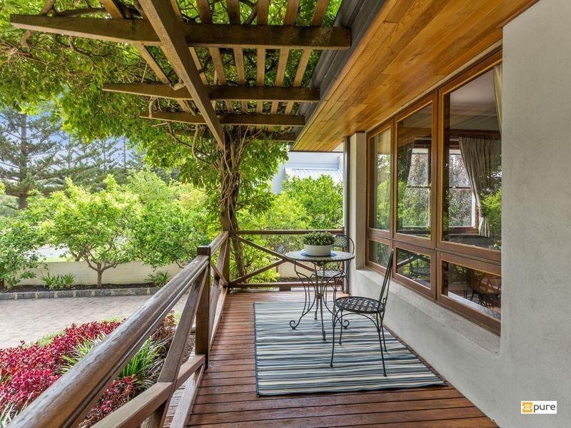 62 Clement Street, Swanbourne WA 6010