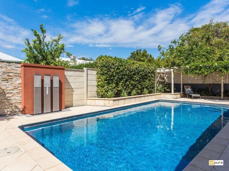 62 Clement Street, Swanbourne WA 6010