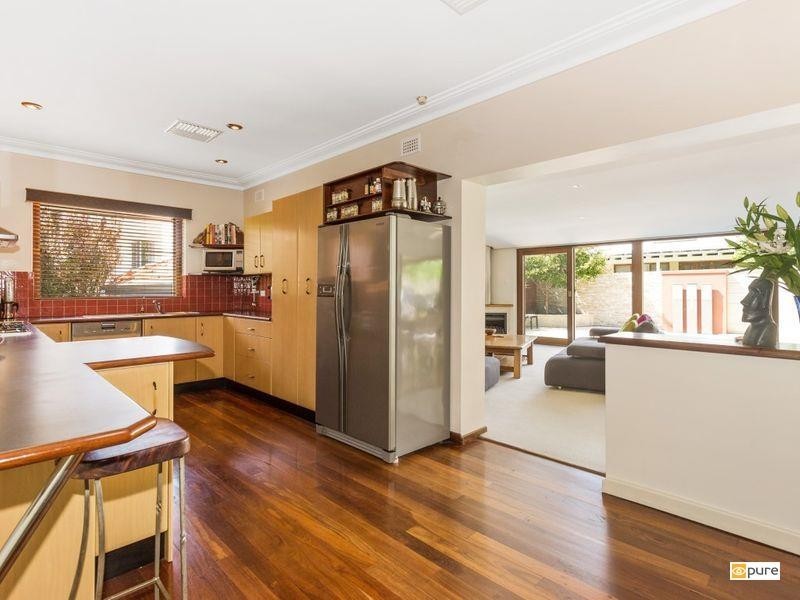 62 Clement Street, Swanbourne WA 6010