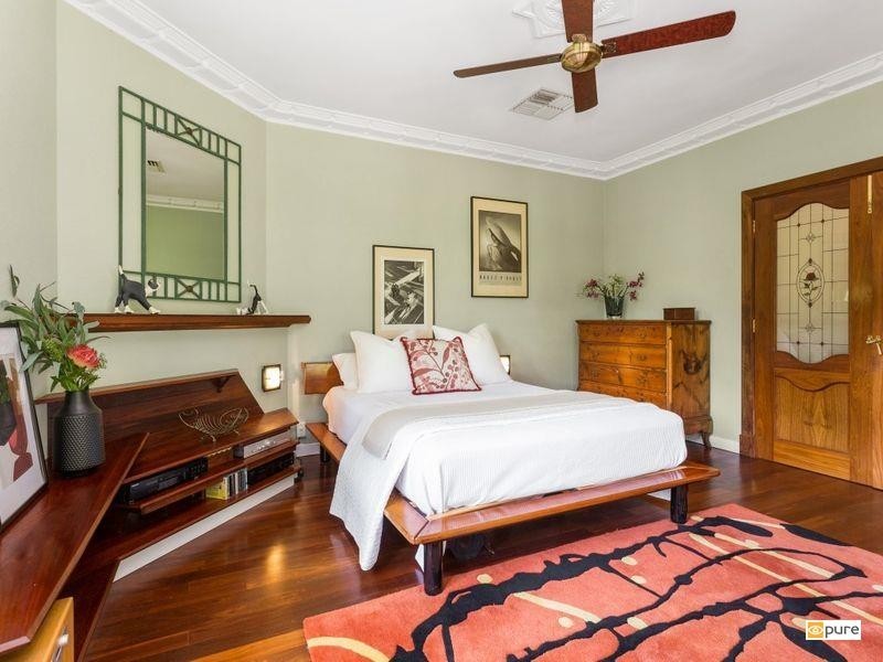 62 Clement Street, Swanbourne WA 6010
