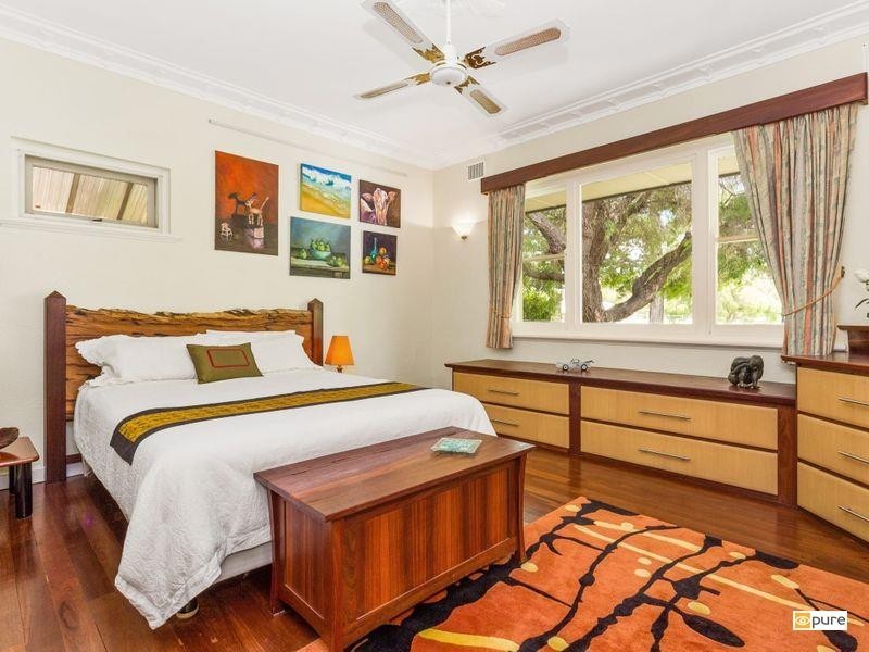 62 Clement Street, Swanbourne WA 6010