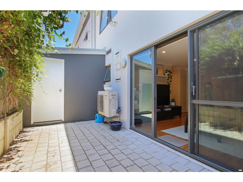 11/70 First Avenue, Claremont WA 6010