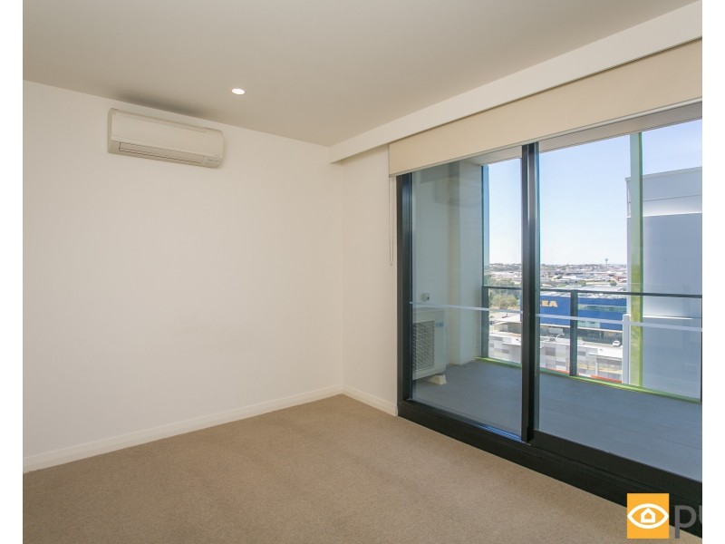 703/8 Tassels Place, Innaloo WA 6018