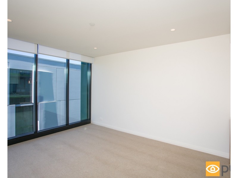703/8 Tassels Place, Innaloo WA 6018