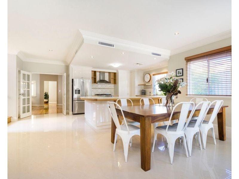 32 Bedford Street, Nedlands WA 6009