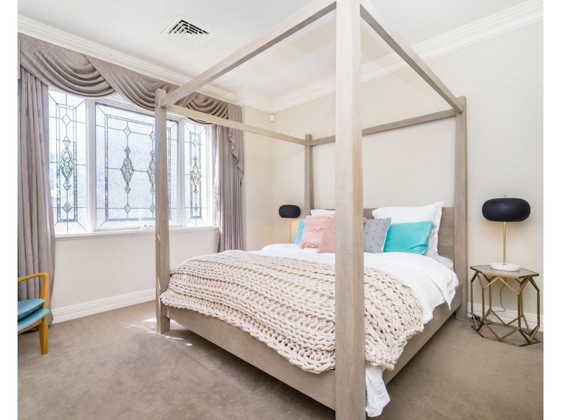 32 Bedford Street, Nedlands WA 6009