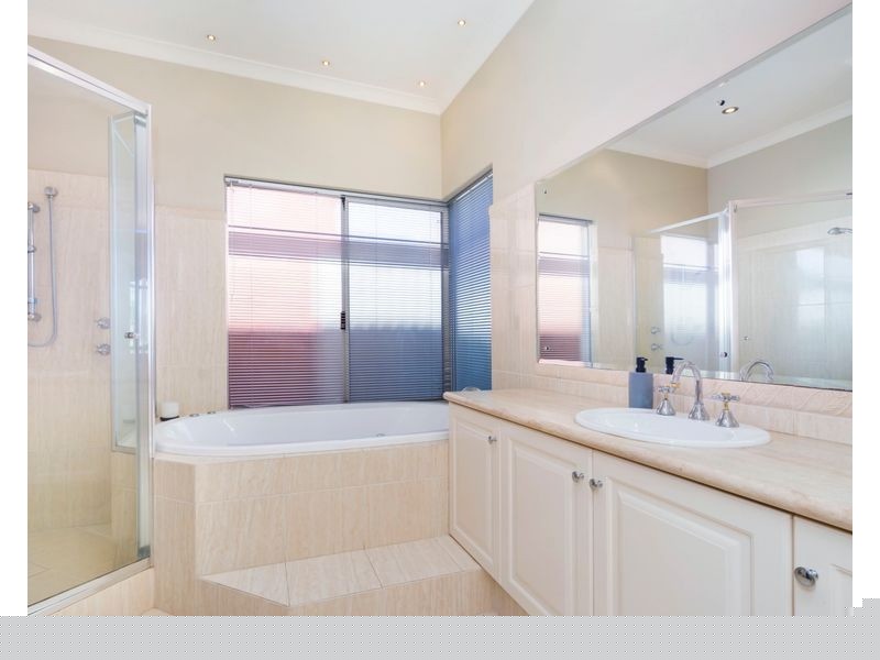 32 Bedford Street, Nedlands WA 6009