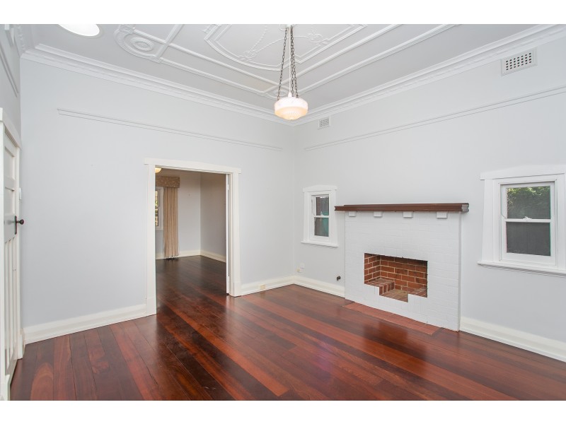 15 Robinson Street, Nedlands WA 6009