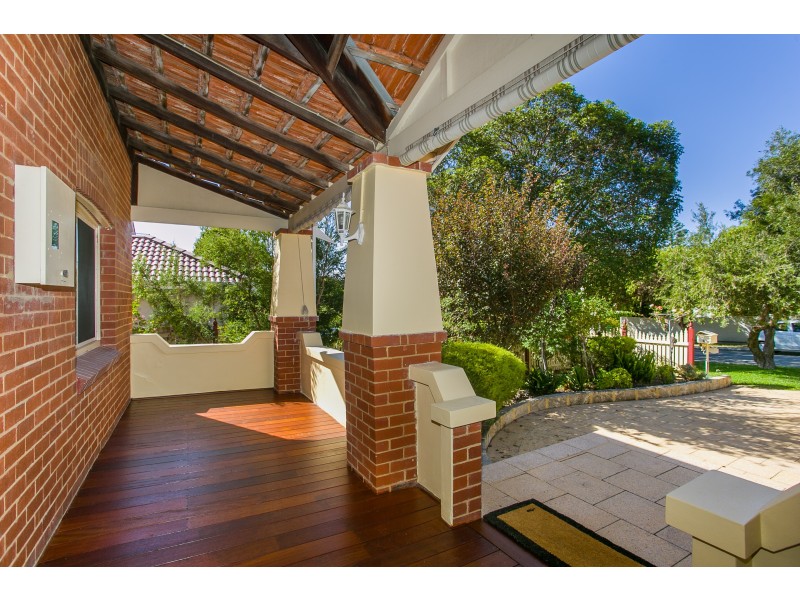 15 Robinson Street, Nedlands WA 6009